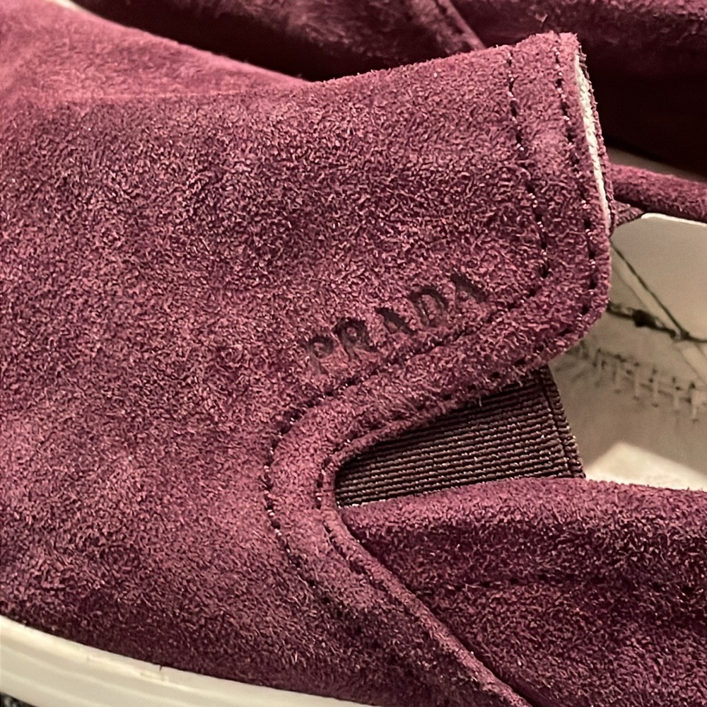 Prada Plum Purple Women’s Suede slip on shoes size EUR 37.5 / US 7.5 - 8 - Picture 3 of 10